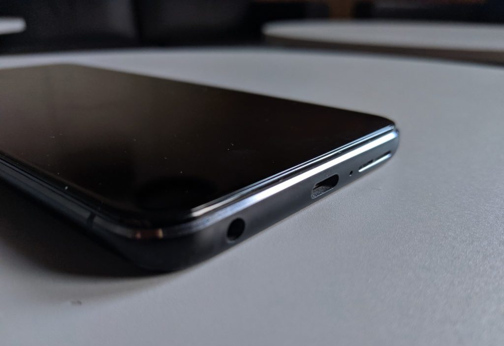 Asus Zenfone 6 zdjęcie dolnej ścianki telefonu
