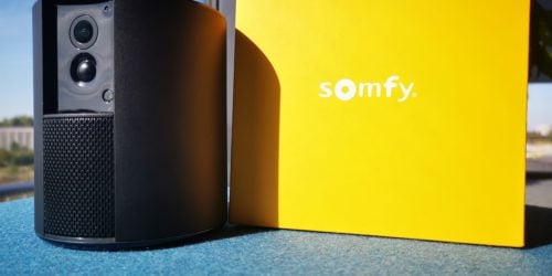 Something about Somfy One. Recenzja bardzo dyskretnej kamery