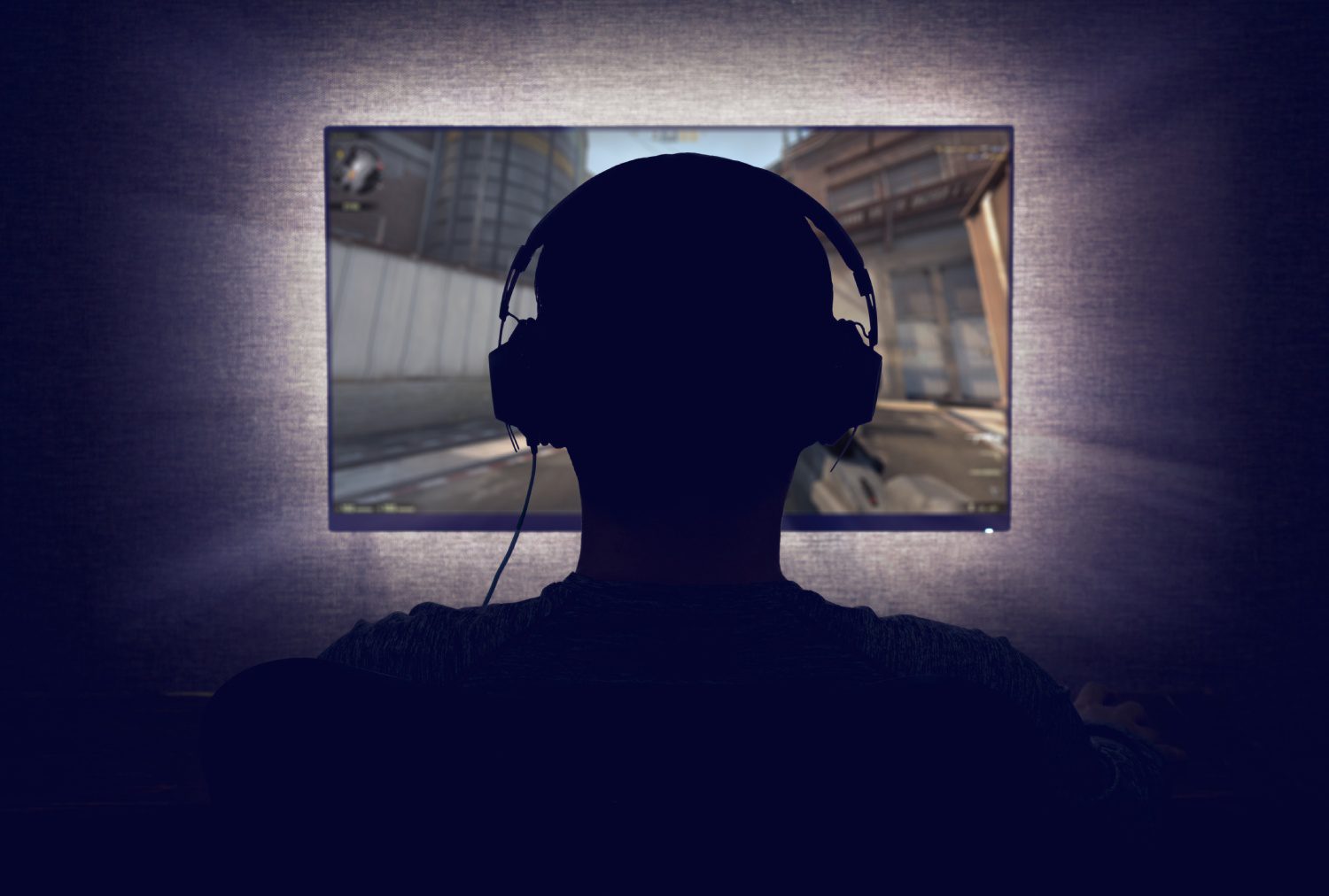 Zakrzywiony monitor do CS:GO? Tak, jeśli to będzie jeden z tych – Geex