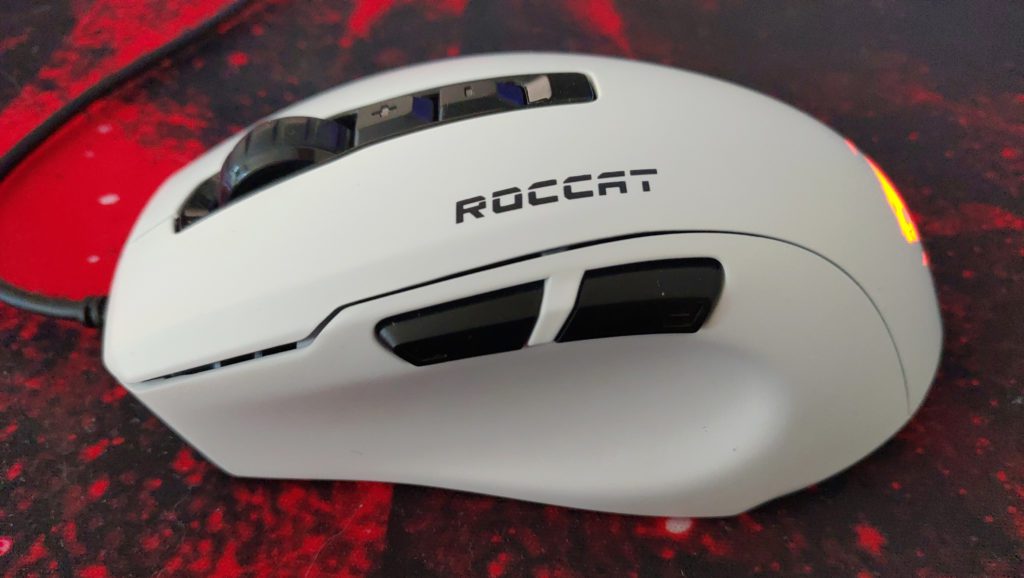 Roccat Kone Pure Ultra bok myszki i przyciski boczne