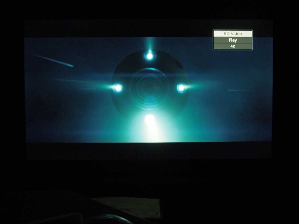 kadr z filmu ocean ognia na ekranie telewizora Xiaomi Mi LED TV 4S 55"
