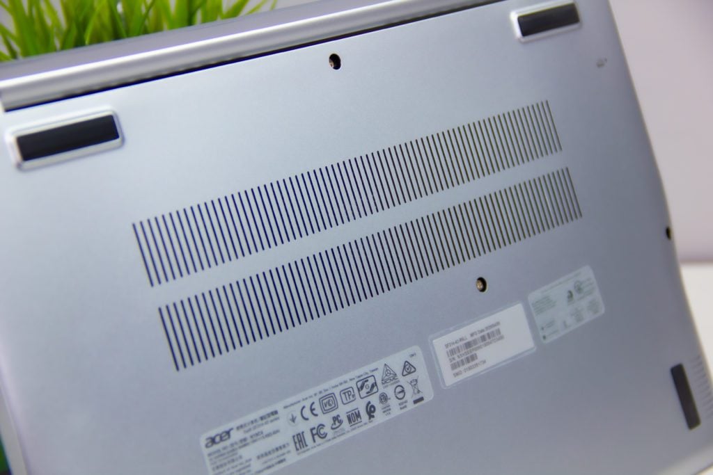 Acer Swift 3 Ryzen 5 4500U kratki wentylacyjne, system chłodzenia