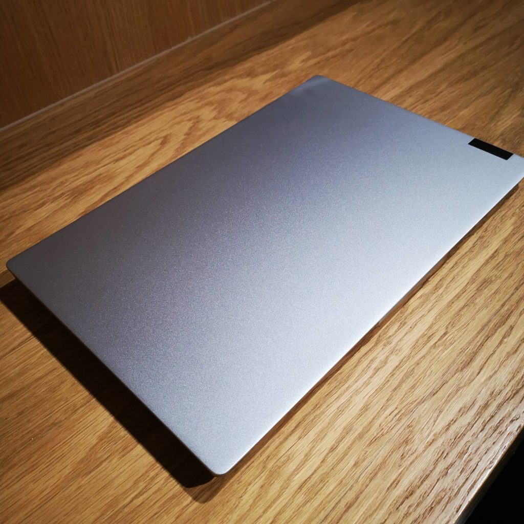 Lenovo ideaPad 5 klapa matrycy