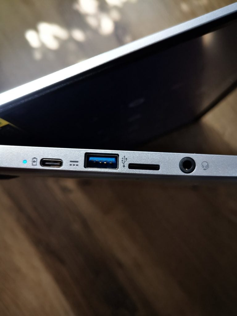Acer Chromebook 314 porty USB