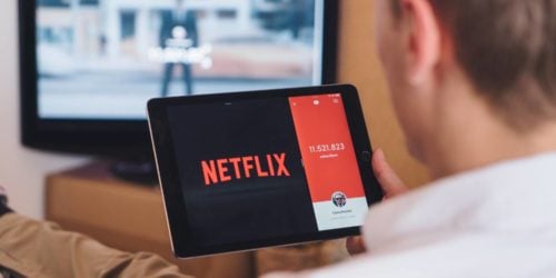 Netflix udostępnia filmy i seriale za darmo
