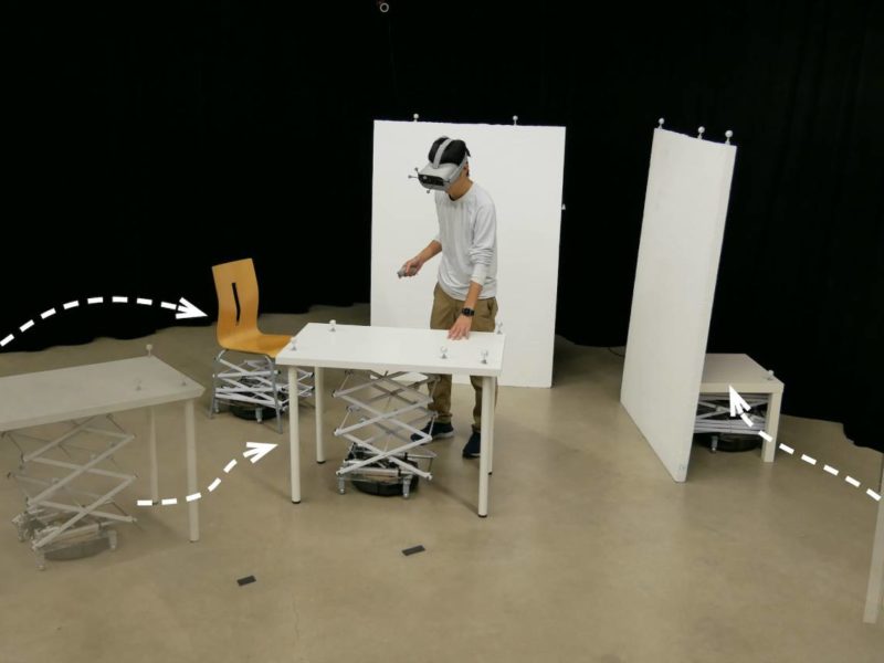 RoomShift – system, który przenosi meble, by wirtualna rzeczywistość stała się jeszcze bardziej wiarygodna