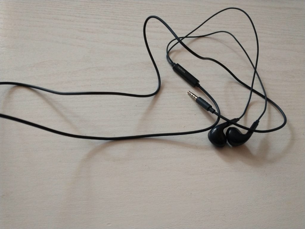 nokia 8.3 5G słuchawki