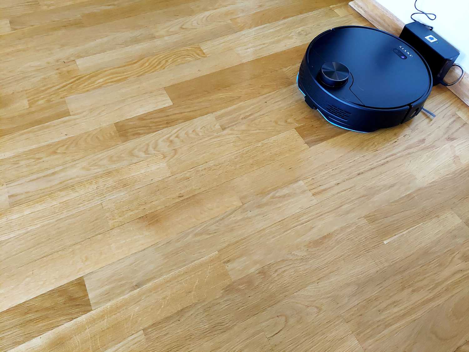 Kiano Robot wymopowana podłoga