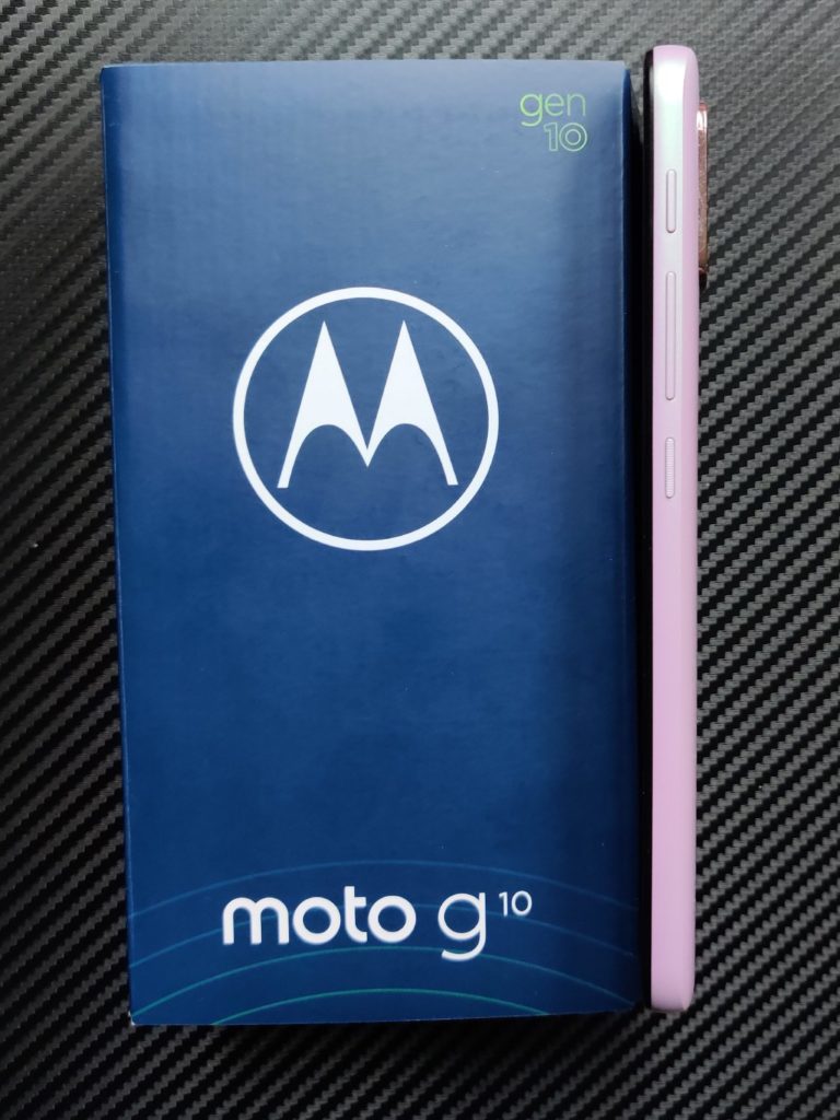 Motorola Moto G10 z boku