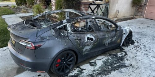 Tesla Model 3 spaliła się na parkingu. Firma Elona Muska się tym jednak nie interesuje