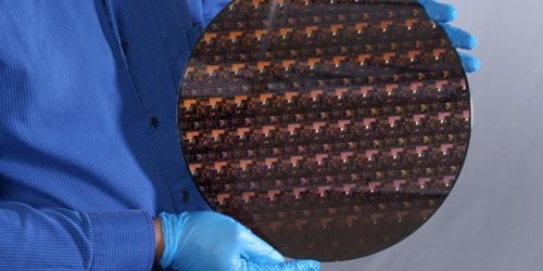 IBM zaprezentowało pierwszy na świecie 2-nanometrowy chip. Nadchodzi technologiczna rewolucja?