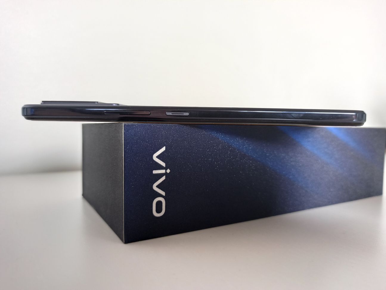 Test Vivo V21 5G – Sprawdziliśmy najnowszy smartfon z aparatem 44 Mpix do  selfie, stabilizowanym optycznie