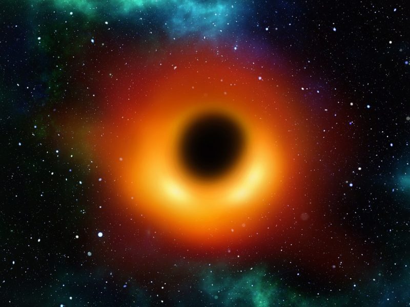 Teoria Einsteina po raz kolejny potwierdzona! Astrofizycy wykryli światło odbijające się zza czarnej dziury