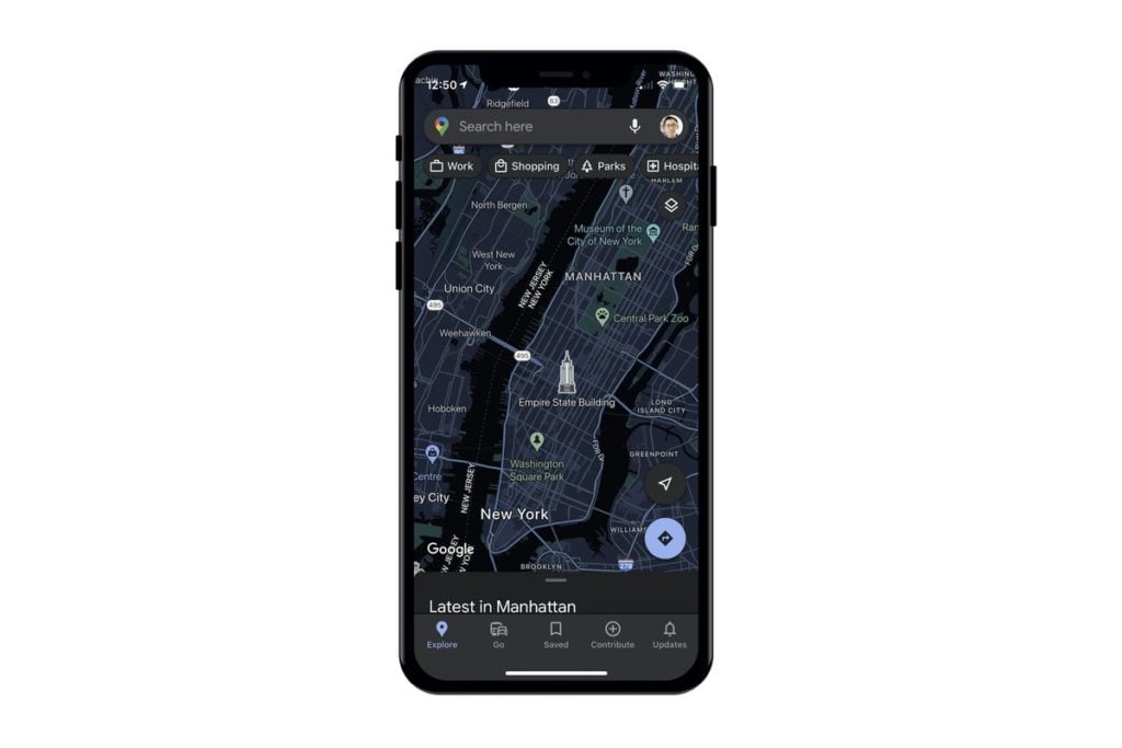Tryb ciemny w aplikacji Mapy Google na iOS