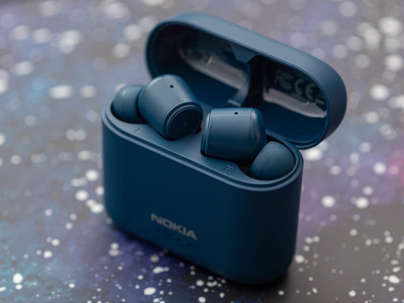 Nokia Noise Cancelling Earbuds BH-805 recenzja pierwszych słuchawek Nokii z ANC