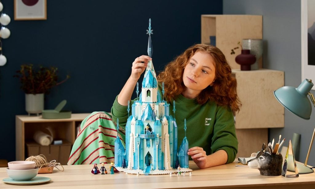 LEGO Fzamek Frozen dziewczyna LEGO dla 9-latka