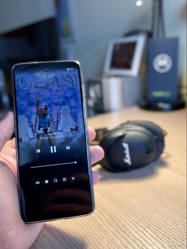 Motorola G60 słuchanie muzyki