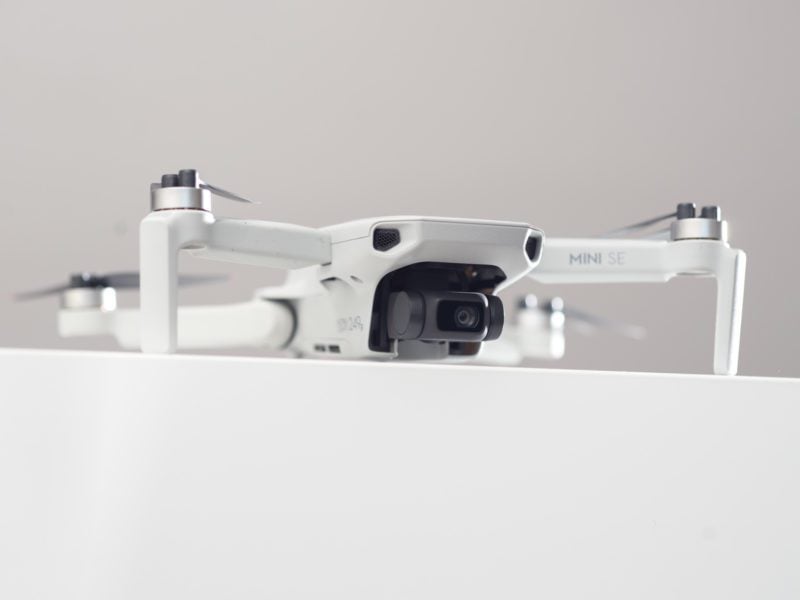 Test i recenzja DJI Mini SE, znanego drona w nowej skórze