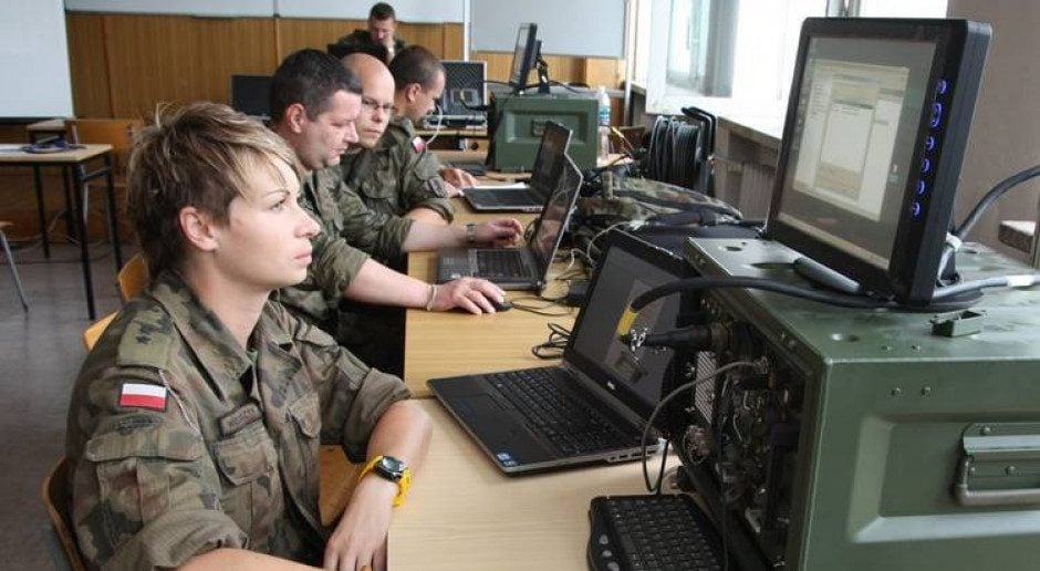 żołnierze i komputery