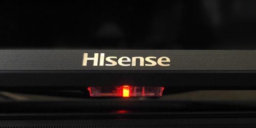 Ten Hisense ma sens. Test i recenzja telewizora Hisense 55E76GQ