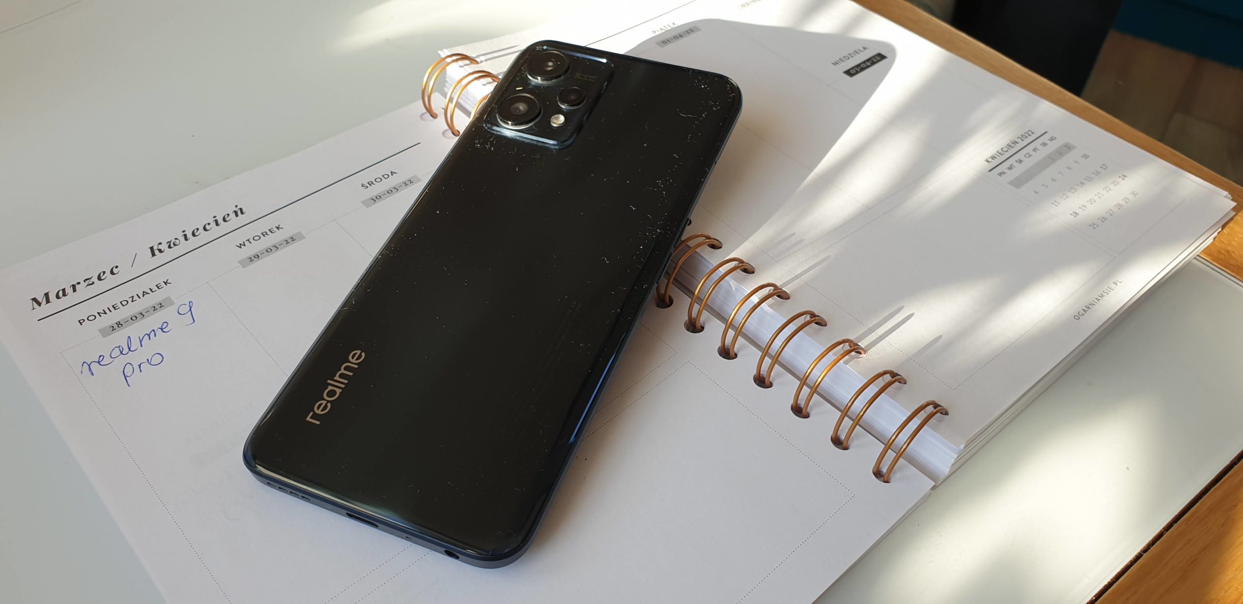 Test i recenzja realme 9 Pro – średniaka mierzącego do gwiazd – Geex