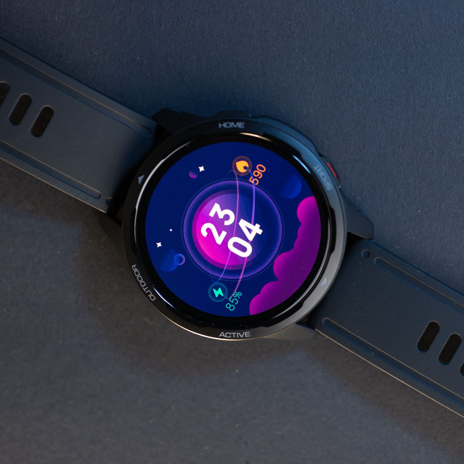 Zegarek na czarnym tle Xiaomi Watch S1 Active