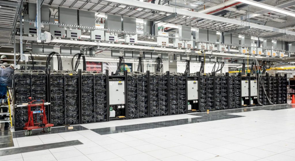 superkomputer frontier w budowie