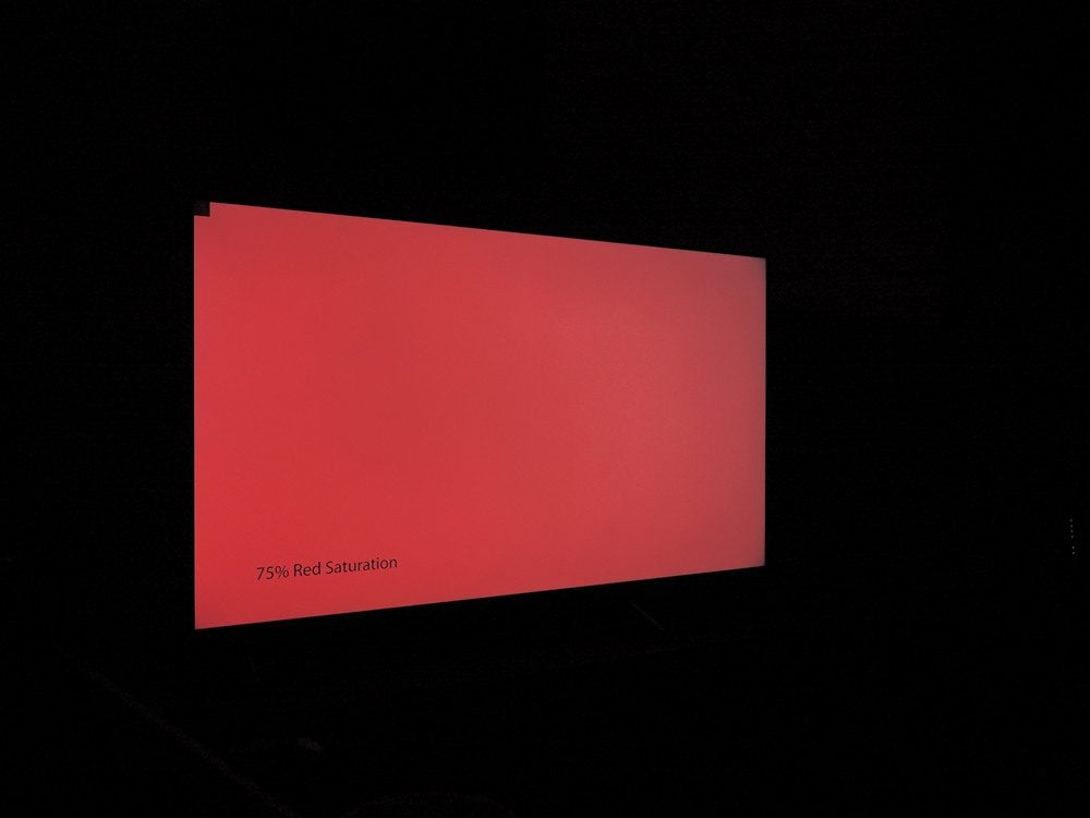 kolor czerowny pod katem Sony 55x85k