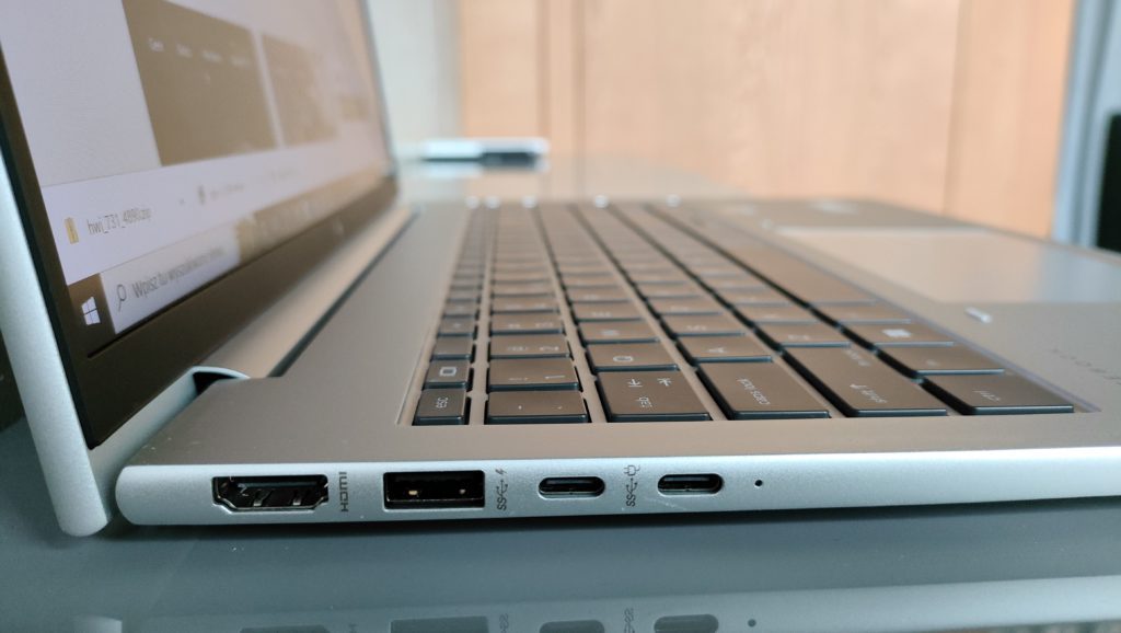 HP EliteBook 865 G9 porty lewa