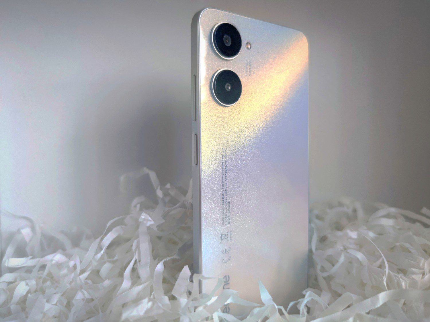 Recenzja realme 10. Czy brokat i wydajność idą w parze? – Geex