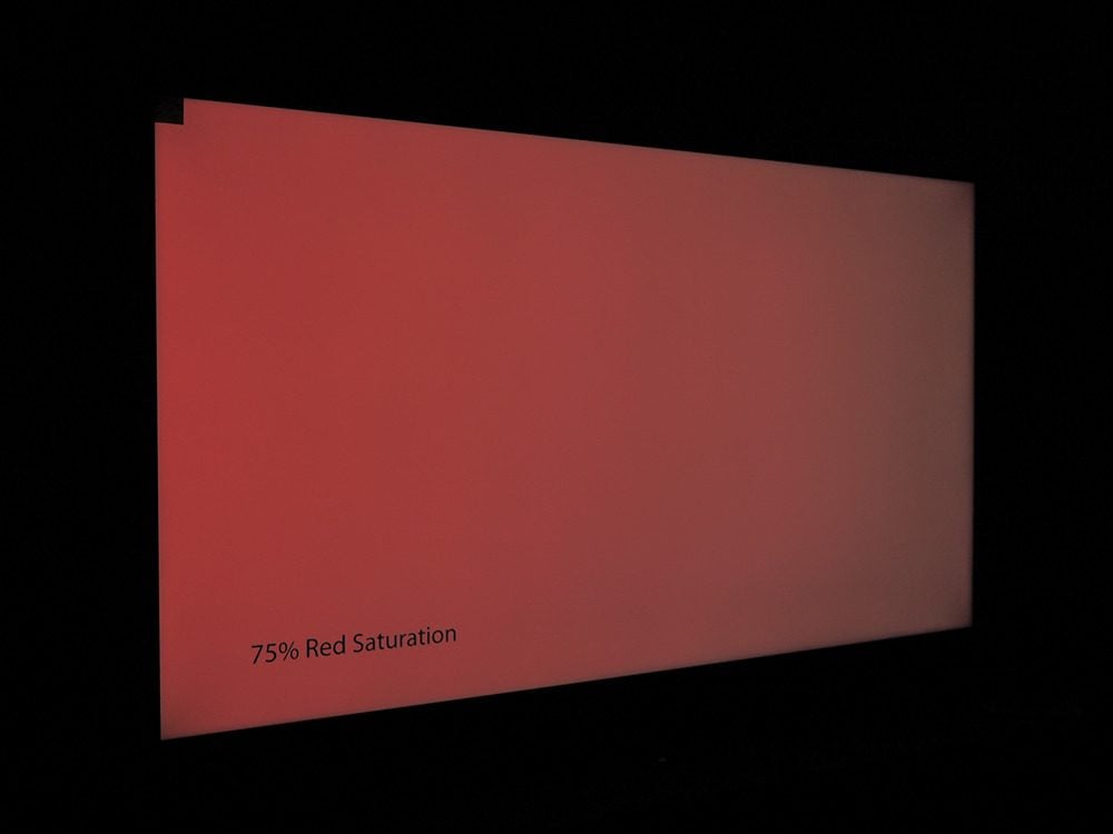 04c-Sony-50X81K-degradacja-kolorow-pod-katem.jpg