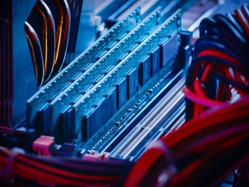 Jak sprawdzić pamięć RAM i jej ilość? Zobacz, jaki rodzaj (typ) pamięci masz w komputerze i laptopie