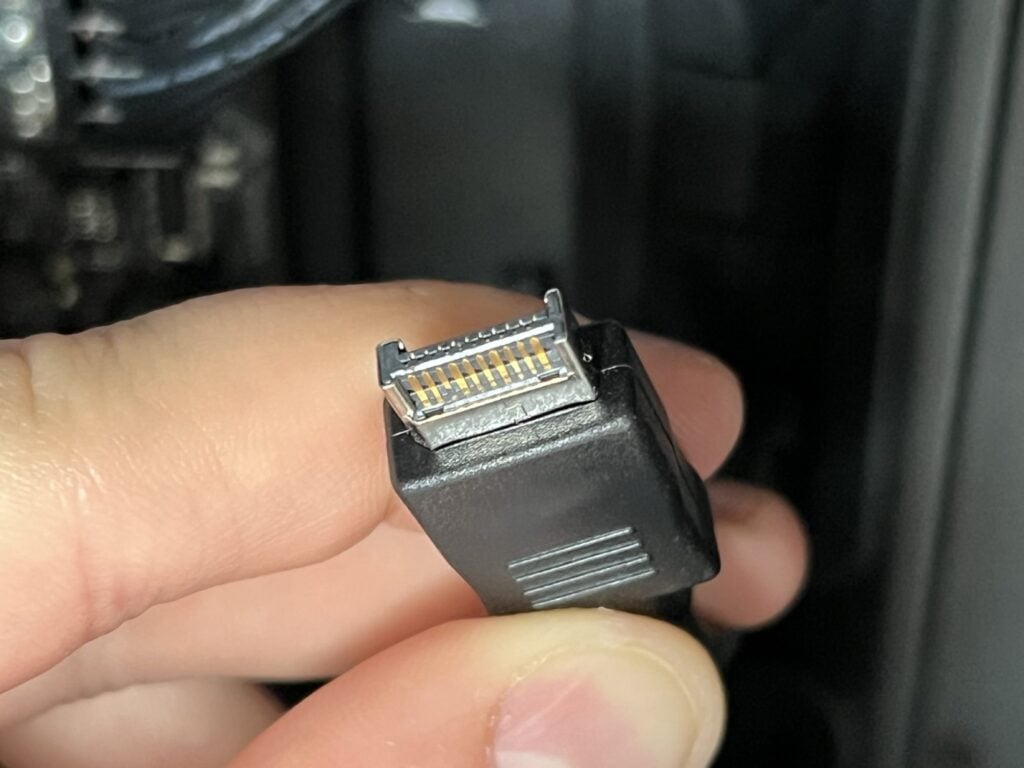 Jak podłączyć USB do płyty głównej - kabel modułu USB-C