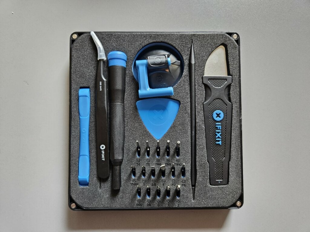 ifixit essential electronics toolkit