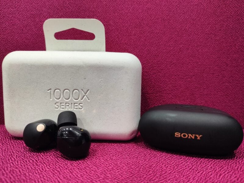 Wciąż czegoś brakuje. Recenzja słuchawek Sony WF-1000XM5