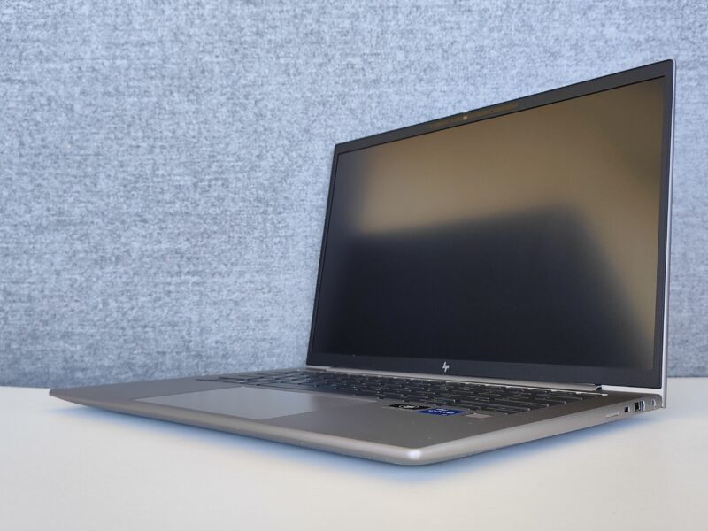Poznajcie serię mobilnych stacji roboczych HP ZBook Firefly napędzaną przez procesory Intel® Core™