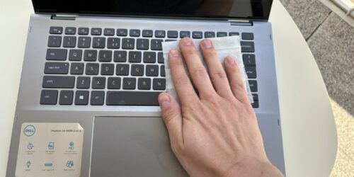 Jak wyczyścić laptop z Silver Monkey? Czysty i higieniczny komputer bez wysiłku
