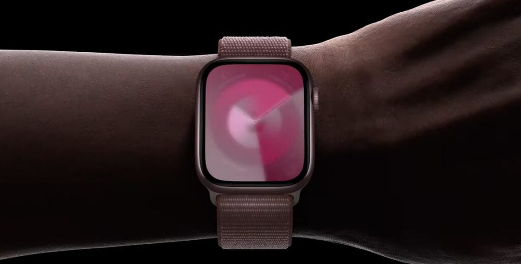 Apple Watch Series 9 ekran retina