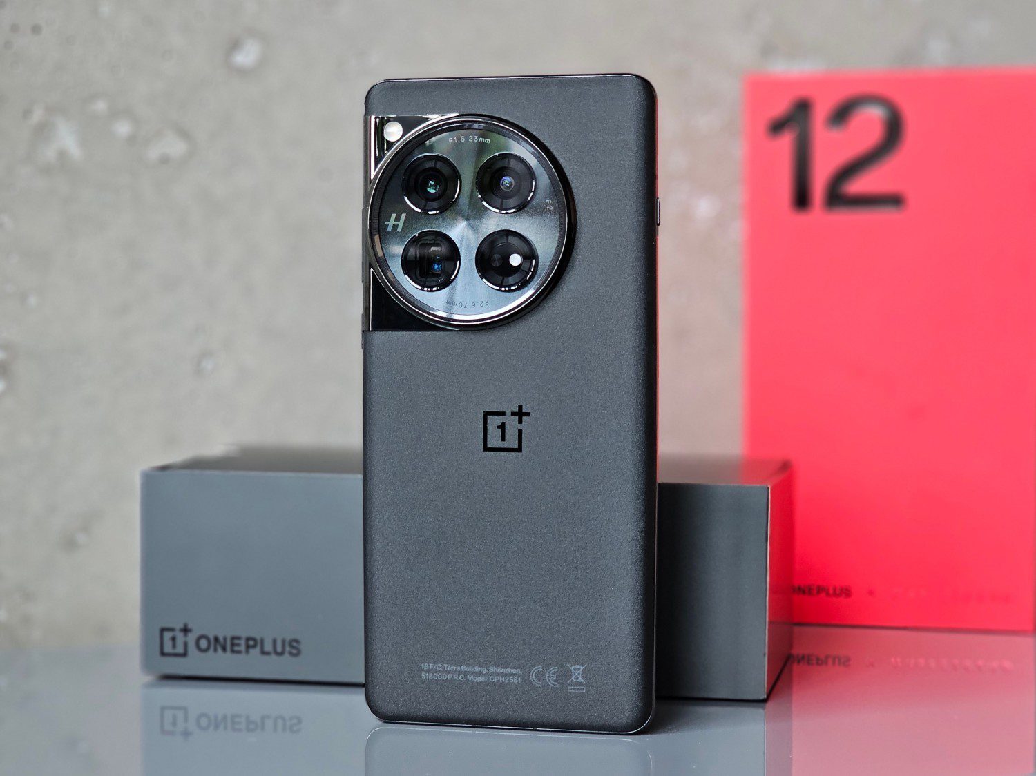 Recenzja OnePlus 12 Ma Klas Geex