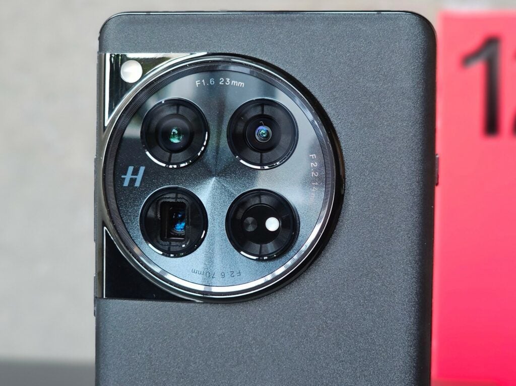 wyspa aparatów OnePlus 12
