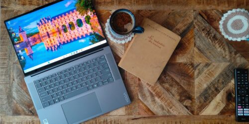 Estetycznie, wydajnie, z myślą o AI – recenzja laptopa Lenovo Yoga Slim 7i Aura Edition