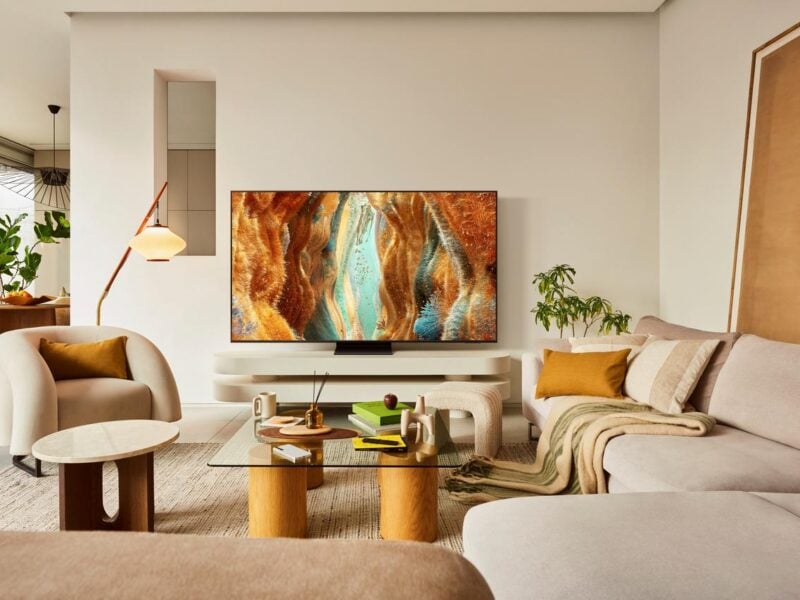 O kurczę! Takiego Mini LED-a to jeszcze nie widziałem. Test i recenzja telewizora Samsung 55QN77F