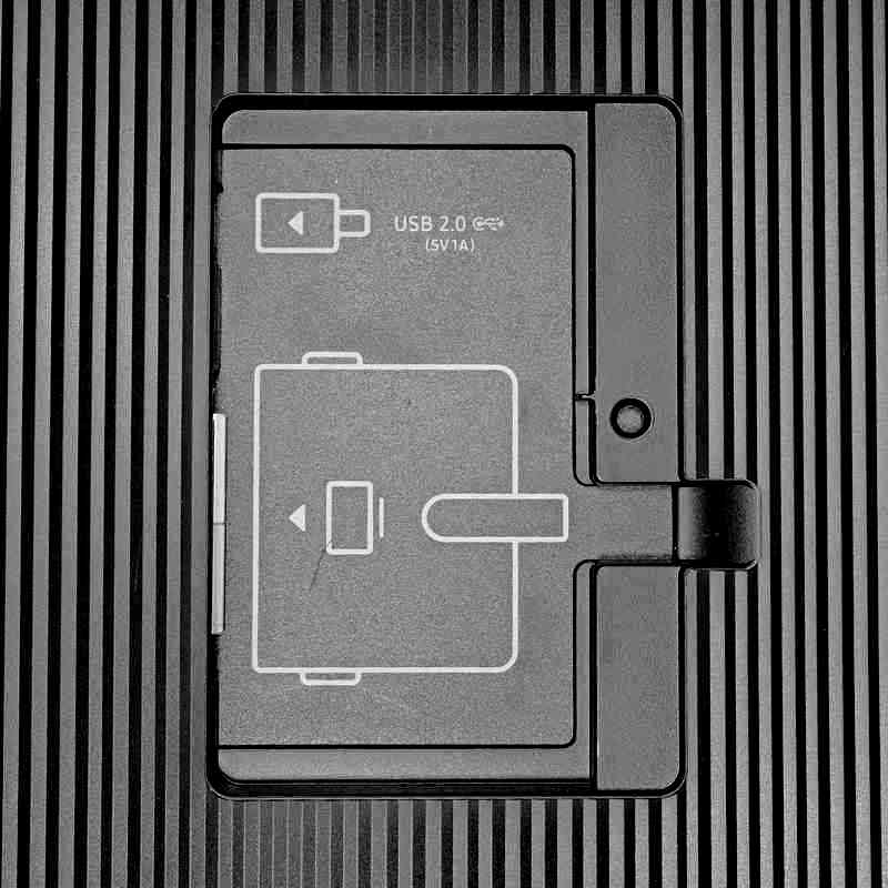 złącza na tylnej ściance telewizora