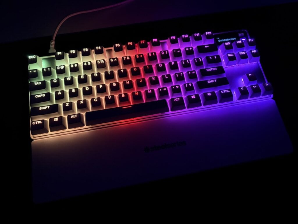 steelseries apex pro tkl gen 3 rgb w nocy