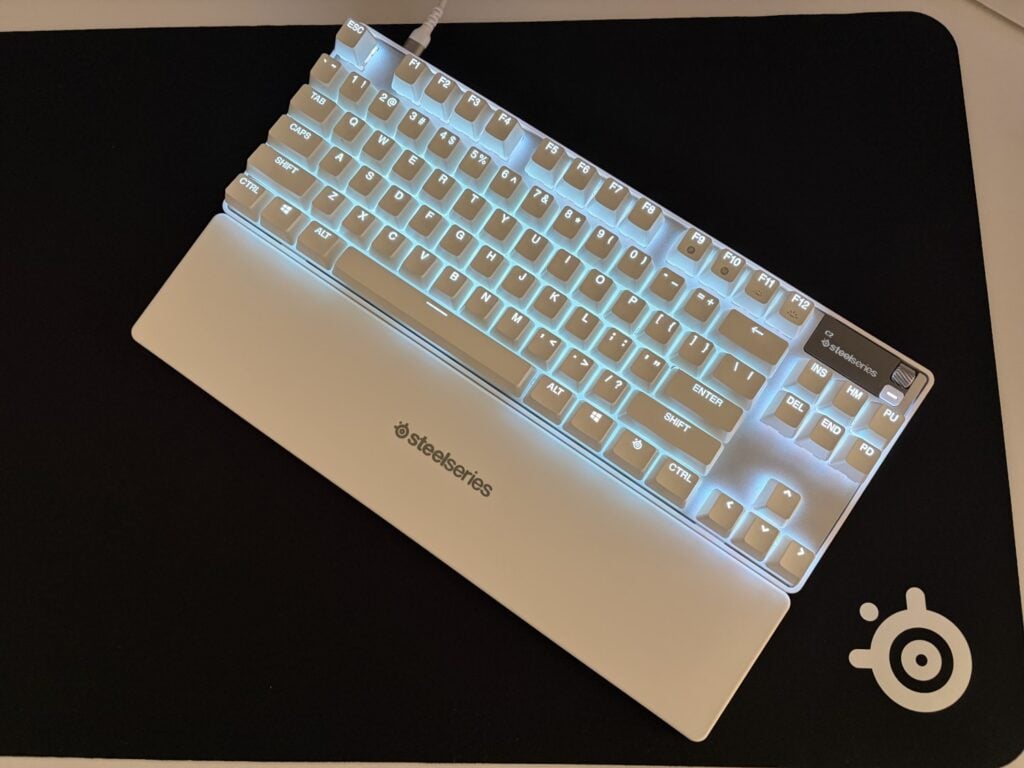 steelseries apex pro tkl gen 3 white rgb