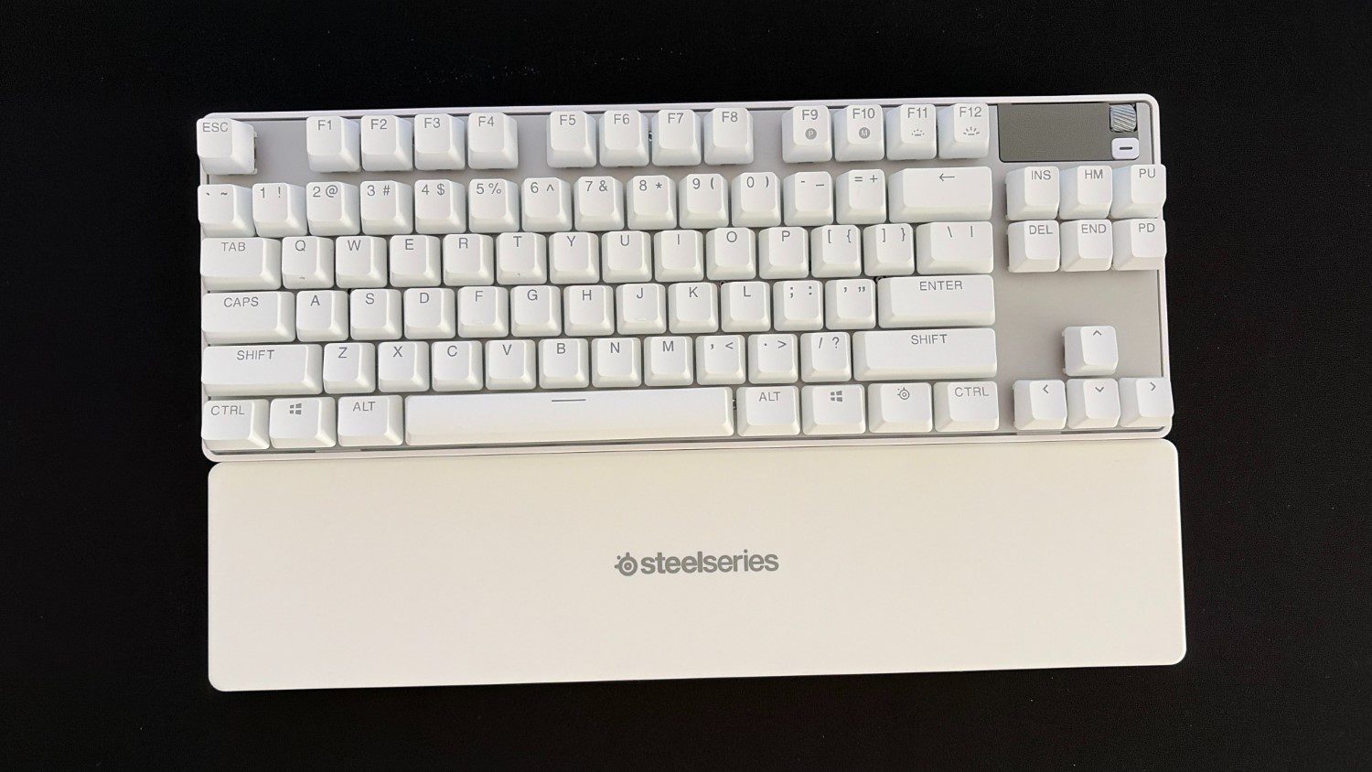 klawiatura magnetyczne steelseries z przełącznikami omnipoint