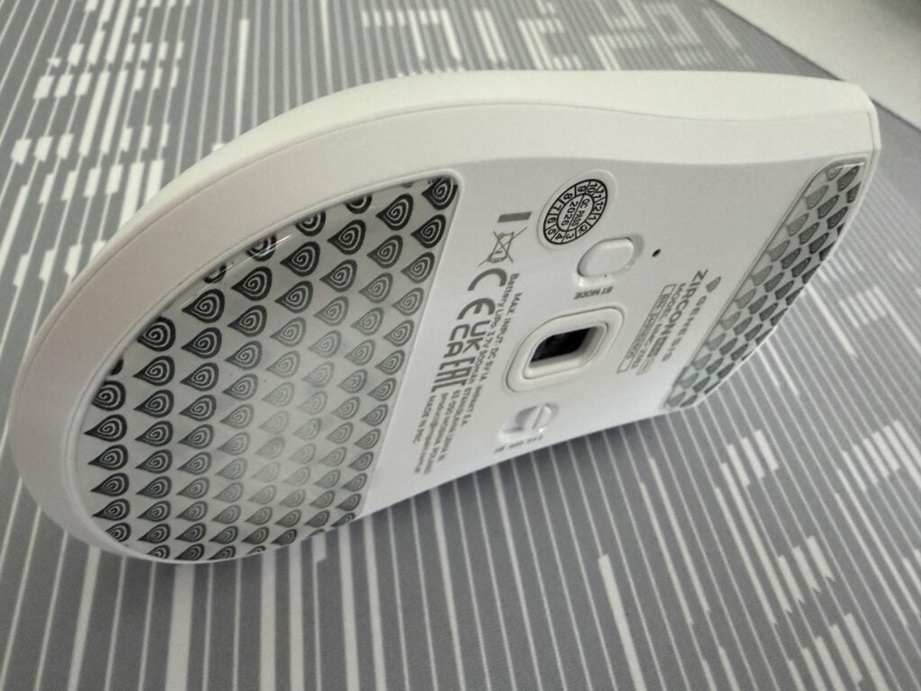 szklane ślizgacze w genesis zircon 880 pro